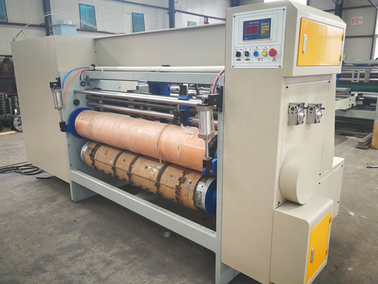 CE EAC 1400*2600mm που ζαρώνουν μακριά ζωή υπηρεσιών μηχανών τεμαχισμού κιβωτίων χαρτοκιβωτίων